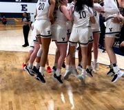 FOR THE OT WIN!!!

@nyla.mcgill saved the day with an overtime buzzer-beater against Drexel for the 60-58 win

#ncaawbb x 🎥 @yalewbasketball