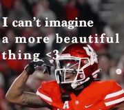 IT’S UH FOOTBALL!!