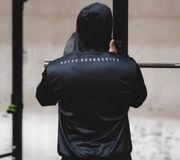A message to everybody, no matter 10 days in or 10 years in. Stay consistent and push yourself. Break your own boundaries, don’t compare yourself to others you don’t know their story. 
Photography done by alexjlucier 
.
.
.
.
.
#nodaysoff #gym #grind #love #driven #aesthetics #breakboundaries #preworkout #clothes #smallbuisness #preworkout #weights #lifts #fun #drivenaesthetics #heavy #lightweight #gains #huge #comfy #natty #protien #community #brand