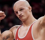 @iamprobb works the 7-4 decision over No. 9 Franek to kick off the season! 😤