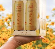 Introducing… Nancy 🧡

The Pineapple Orange combo of your dreams. Everyone give Nancy a warm welcome to the Mom Squad! 🍍🍊 Coming to a store near you SOON! #drinkmomwater