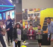 fans had the chance to test their skills and win some Pacers gear in this mini-game.🟡🔵 #pacers #nba #fans #challenge #basketball