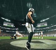 This angle of Derek Carr's entrance 🔥

(via @Cyoung014)

https://t.co/rEY3tU2FWd