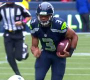 @dangerusswilson escaping pressure is pure artistry. 🎻
Will the @rams be able to contain him tonight?