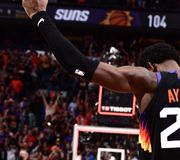 "He understands how much of a force he is, and I think he’s figuring out his capabilities.”
The Valley-oop exemplifies @DeandreAyton's consistent — and often dominant — postseason play that has vaulted him into the conversation of the NBA’s top-tier centers!
📰: link in bio