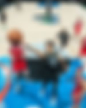 Image post by @iawolves on Twitter