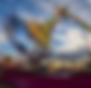 Image post by @ariannagrainey on Instagram