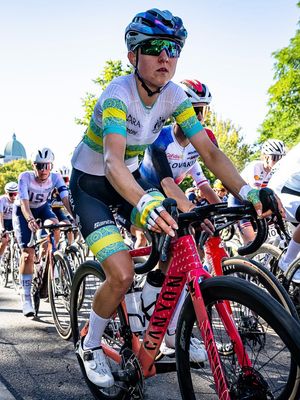 Image post by @wmncycling on Instagram