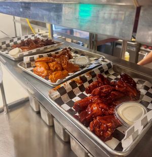Image post by @wingnutzbarandgrill on Instagram