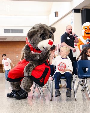 Image post by @rocketsgiveback on Instagram