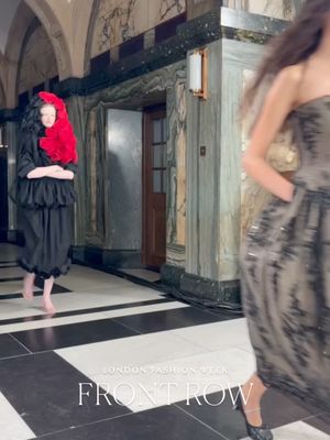 Image post by @thecut on Instagram