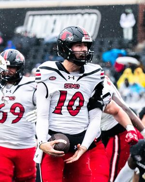 Image post by @semoredhawksfb on Instagram