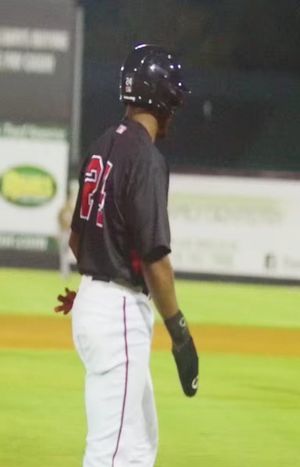 Video post by @carolinamudcats on Instagram