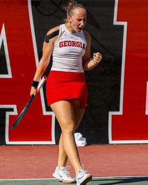 Image post by @ugawomenstennis on Instagram