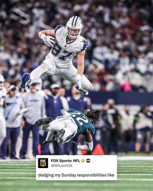 Image post by @nflonfox on Instagram