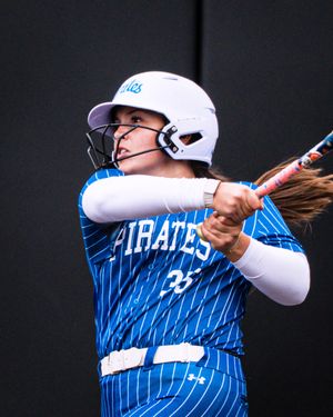 Image post by @shu_softball on Instagram