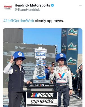 Image post by @jeffgordonweb on Instagram