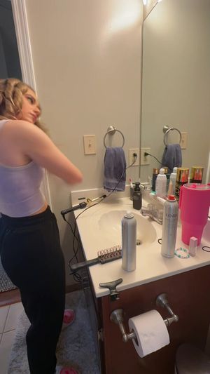 Video post by @Miss Austin Peay Volunteer 2024, Kara Short on Facebook