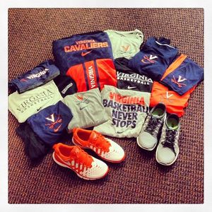 Image post by @uvawomenshoops on Instagram