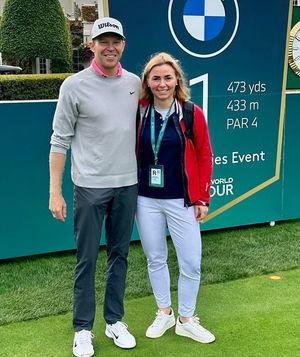 Image post by @alexknappegolf on Instagram