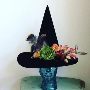 Image post by @mermaidencreations on Facebook