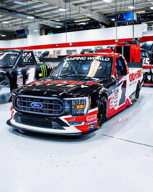 Image post by @hailiedeegan on Instagram