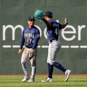 Image post by @Mariners on Twitter