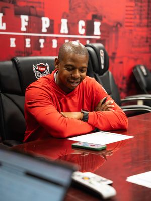 Image post by @packmensbball on Instagram