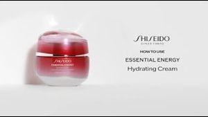 Video post by @shiseidousa on YouTube
