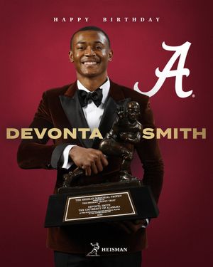 Image post by @HeismanTrophy on Twitter