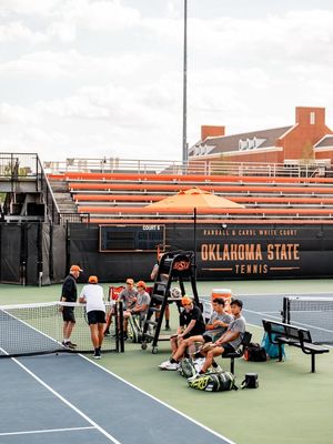 Image post by @cowboytennis on Facebook