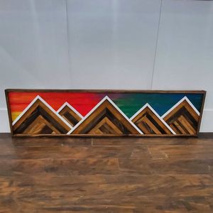 Image post by @woodenpeaksco on Instagram