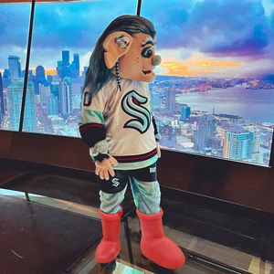 Image post by @nhlbuoy on Instagram