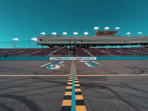 Image post by @phoenixraceway on Instagram