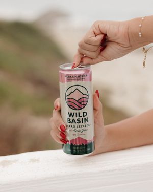 Image post by @wildbasinhardseltzer on Instagram