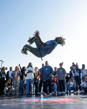 Image post by @oaklandroots on Instagram