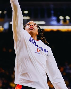 Image post by @uvawomenshoops on Instagram