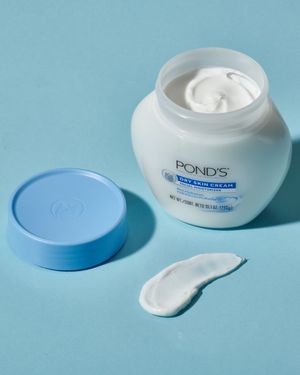 Image post by @ponds on Instagram