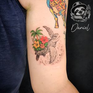 Image post by @whitesloth.tattoo on Instagram