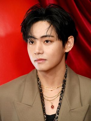 Image post by @ellemenhk on Instagram