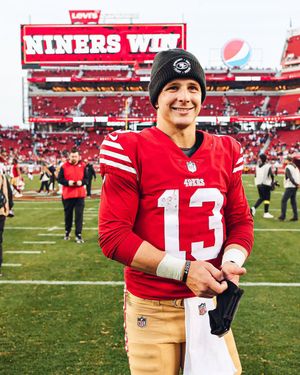 Image post by @49ers on Twitter