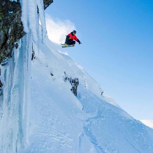 Image post by @j_skis on Instagram