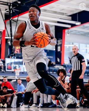 Video post by @nikeeyb on TikTok