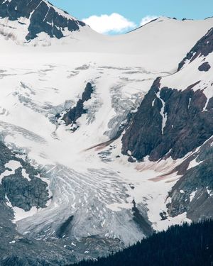 Image post by @whistlerblackcomb on Instagram