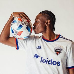 Image post by @dcunited on Instagram