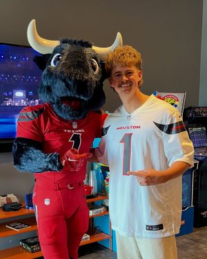 Image post by @texanstoro1 on Instagram