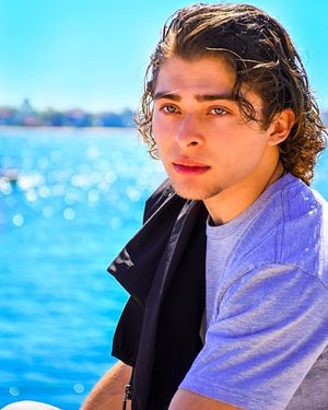 Image post by @ryanochoa on Instagram