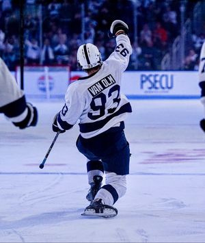 Image post by @pennstatemhky on Instagram