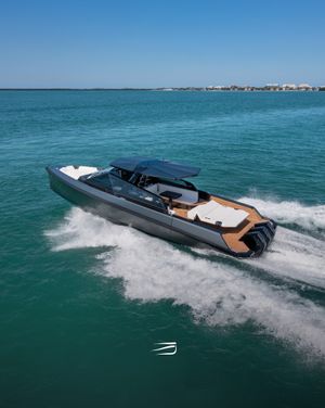 Image post by @wallyyachts_official on Instagram
