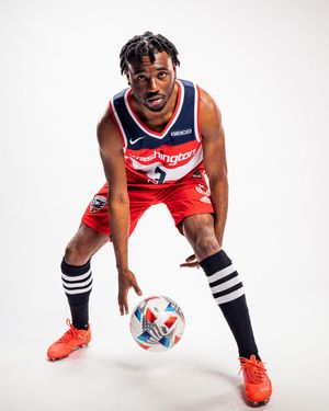 Image post by @dcunited on Instagram